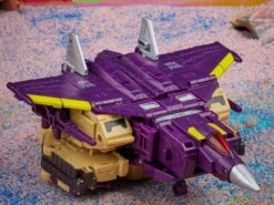 Hasbro Transformers Generations Legacy Evolution Leader Class Blitzwing Action Figure -Hasbro 5010993934294g 972a065f de7f 4e77 9a47 81365bab1b13
