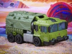 Hasbro Transformers Generations Legacy Voyager Class Bulkhead Action Figure -Hasbro 5010993942107f ab287536 7b1c 4dfe a1fd 826aa1022b64