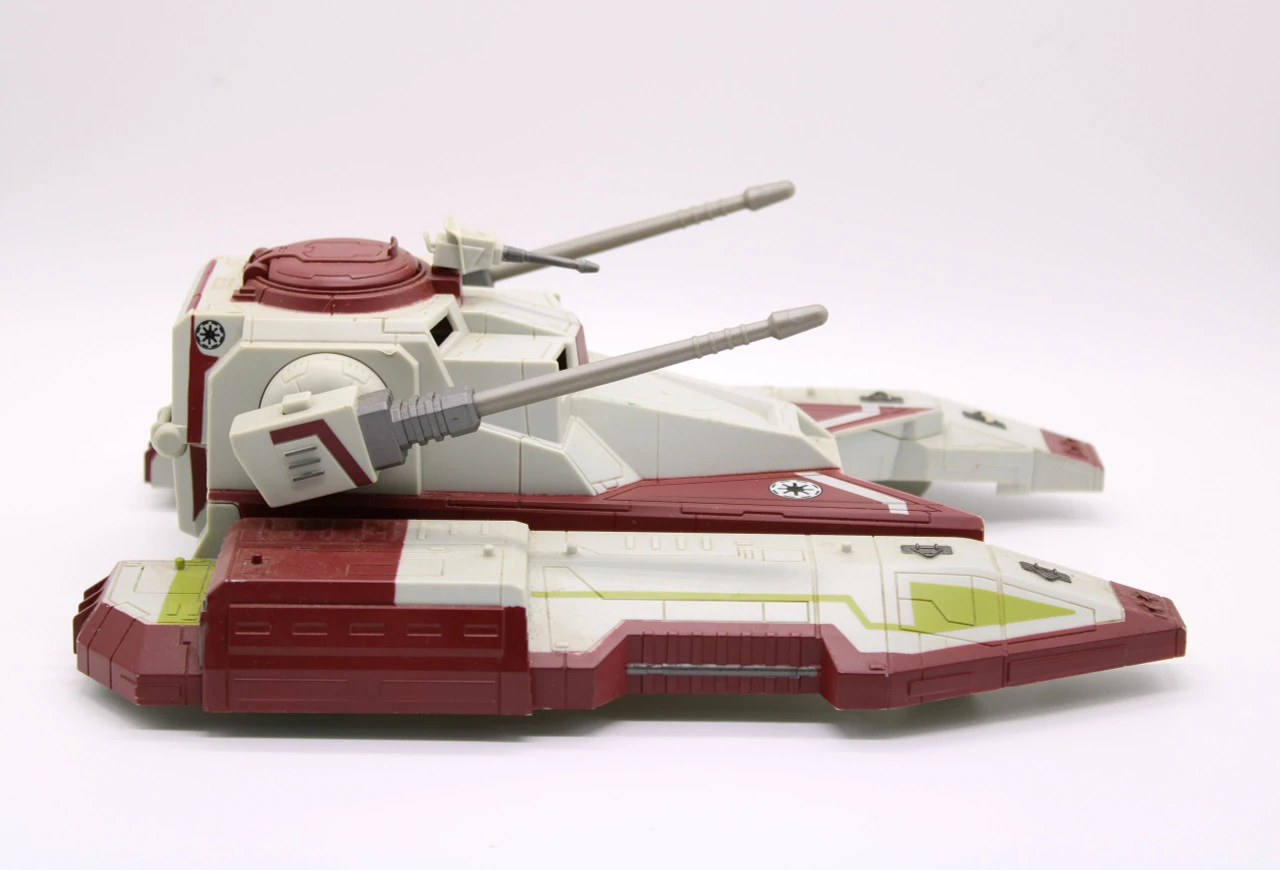 Hasbro Star Wars Clone Wars Republic Fighter Tank (No Package) 6 Hasbro Star Wars Clone Wars Republic Fighter Tank (No Package) - Image 4